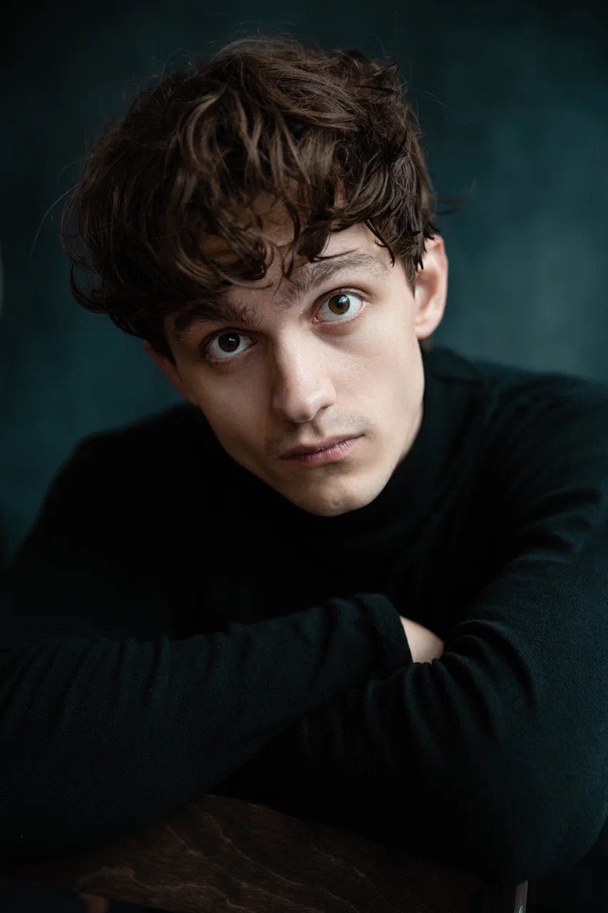 Владислав Суворов